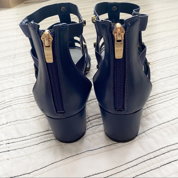 Marc Fisher Cage Sandals with Block Heels in Navy sz 9.5 - Picture 5 of 7